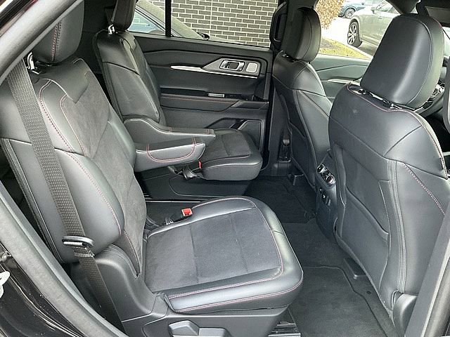 Used 2025 Ford Explorer ST w/ Sun And Sound Package image 20