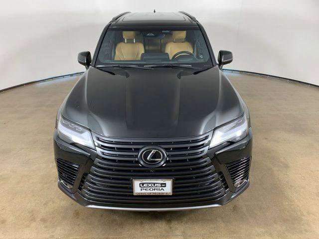 Certified 2025 Lexus LX 600 4WD w/ Interior Upgrade Package image 4