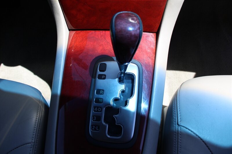 Used 2003 Lexus ES 330 FWD image 8