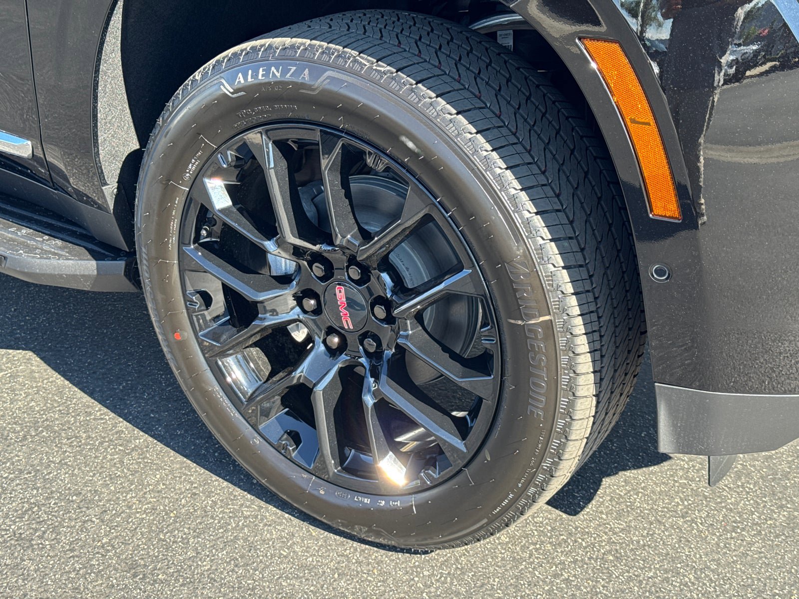 Used 2026 GMC Yukon Elevation image 6