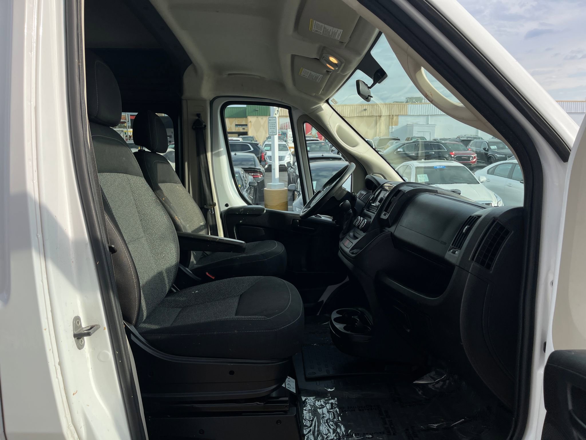 Used 2021 RAM ProMaster 2500 FWD image 24