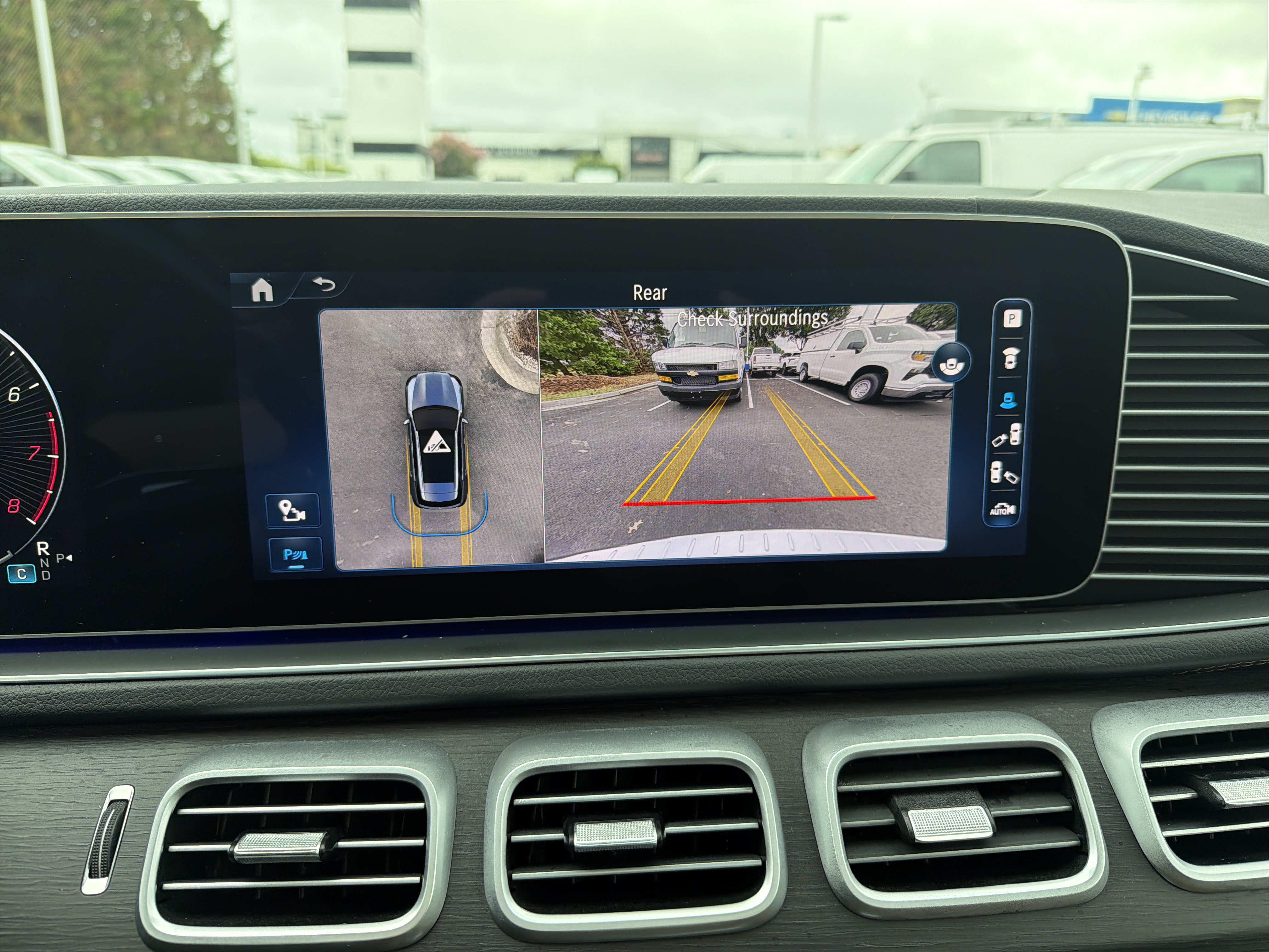 Used 2024 Mercedes-Benz GLE 350 4MATIC image 25