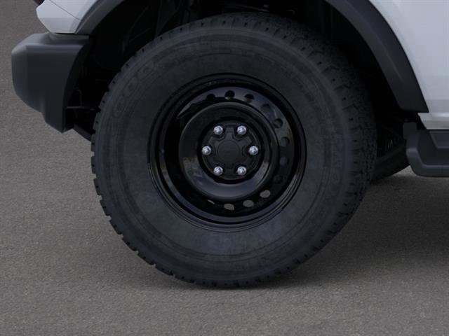 New 2026 Ford Bronco Outer Banks w/ Black Appearance Package image 24