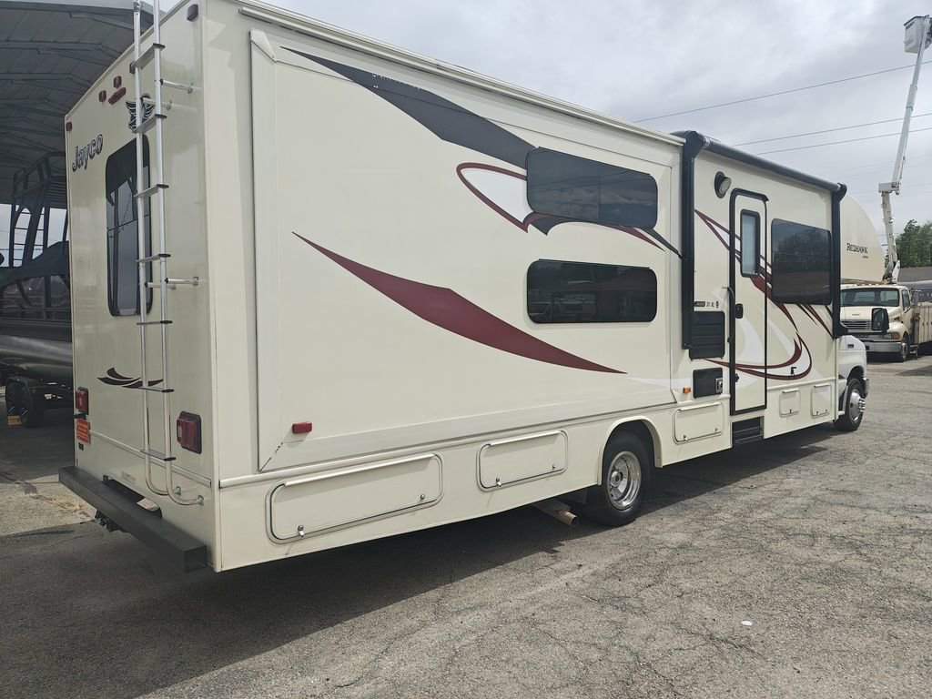 Used 2016 Ford E-450 and Econoline 450 Super Duty w/ Motorhome Prep Package image 3