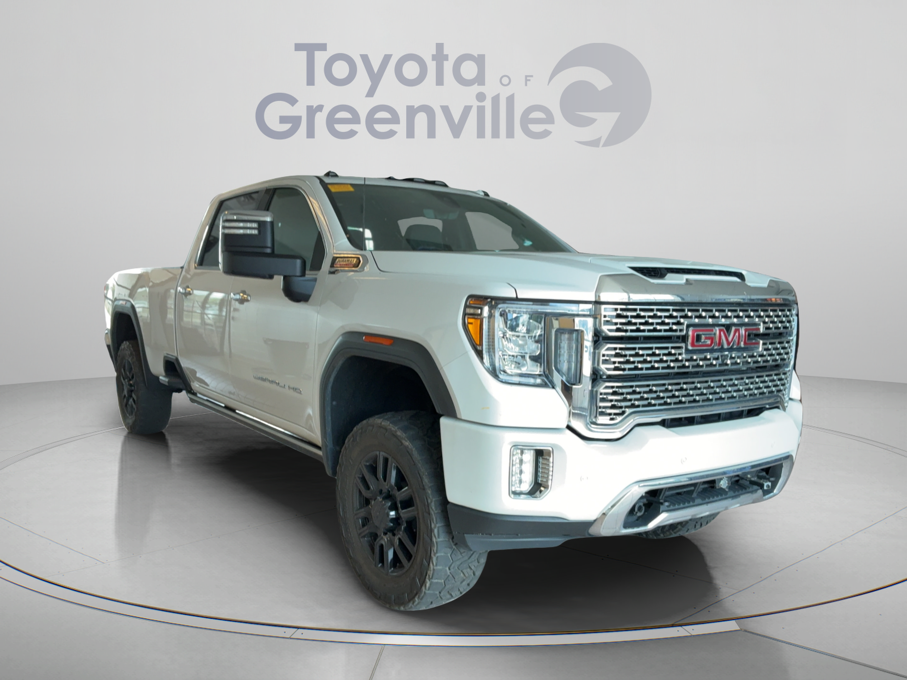 Used 2022 GMC Sierra 3500 Denali w/ Denali Ultimate Package AWD/4WD image 8