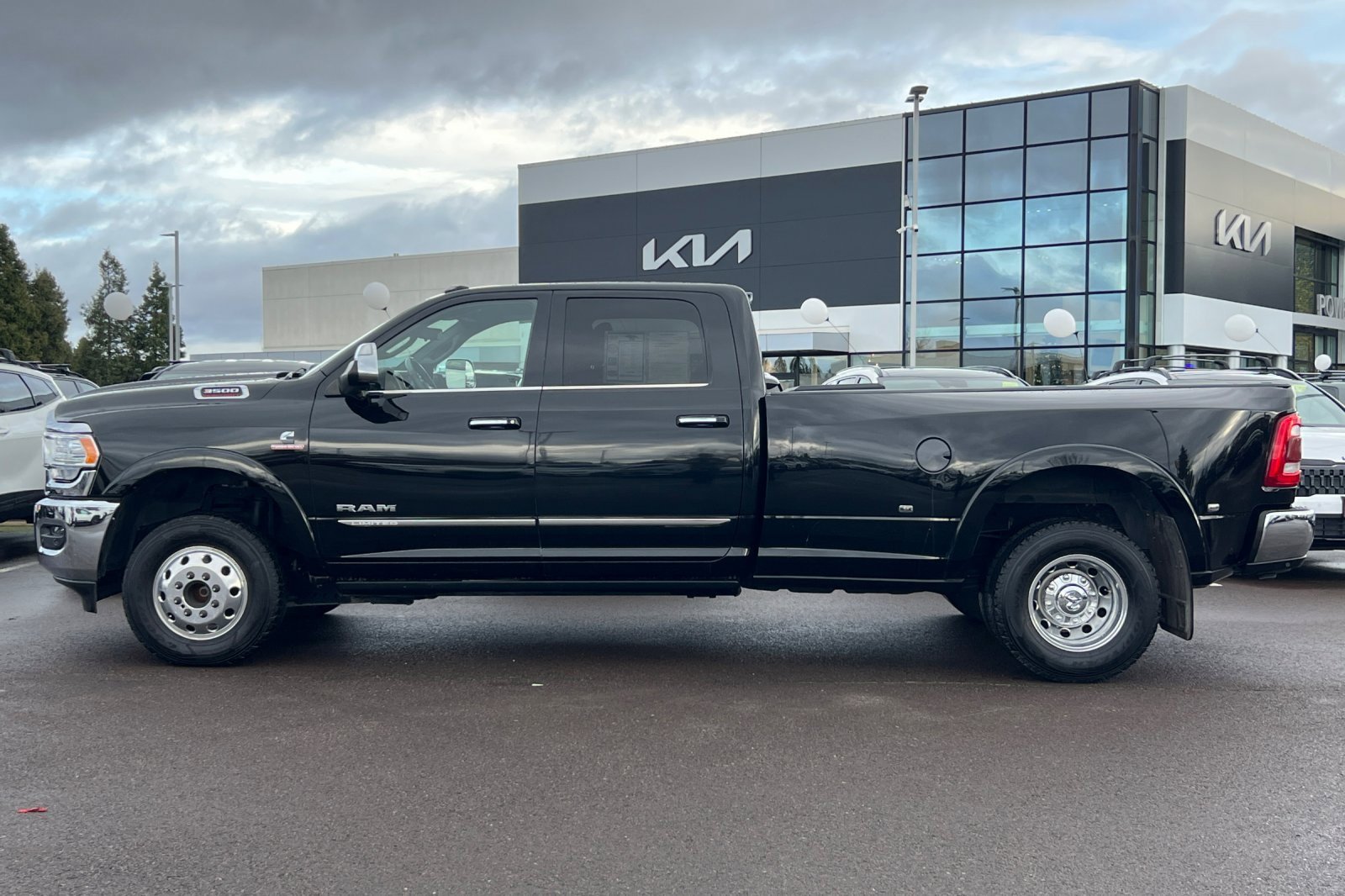 Used 2021 RAM 3500 Limited image 7