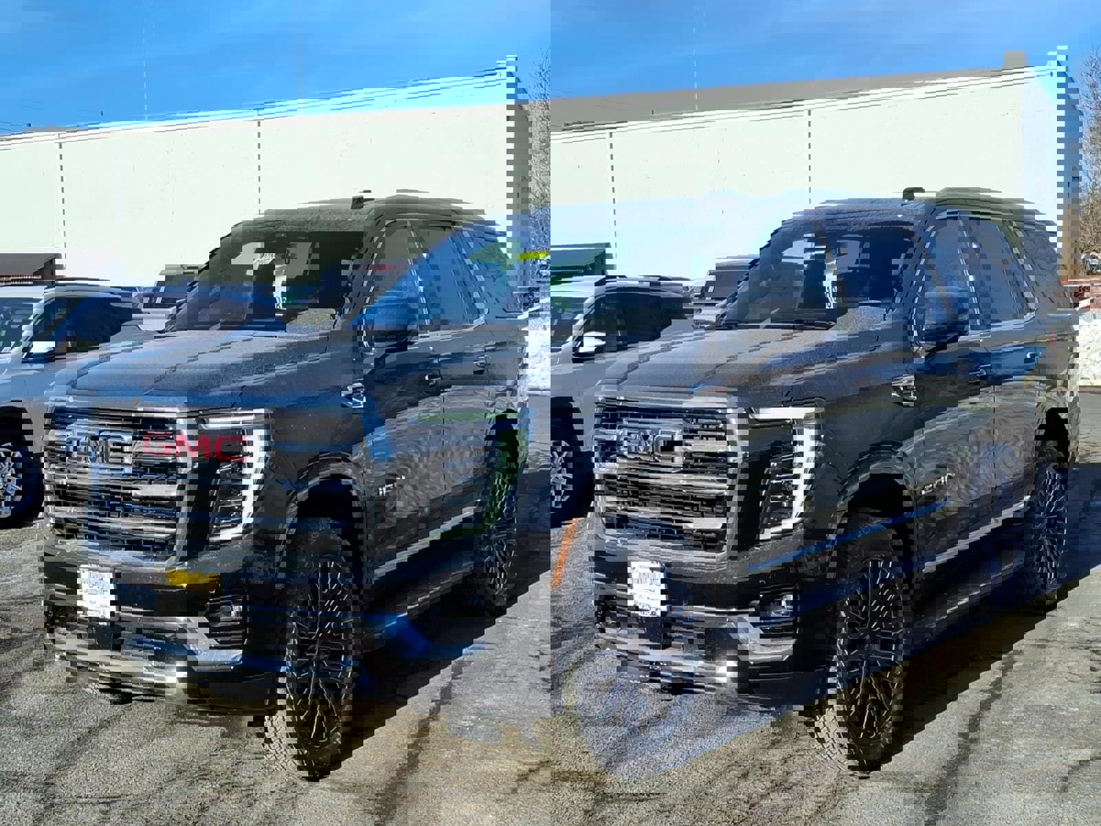 New 2026 GMC Yukon Elevation image 3