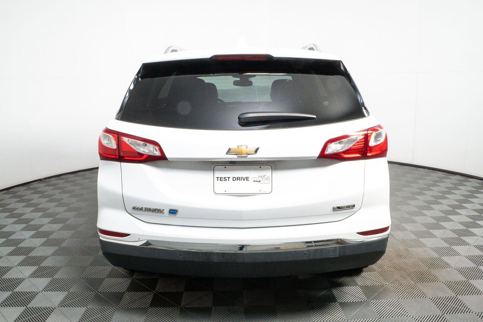 Used 2018 Chevrolet Equinox Premier FWD image 28