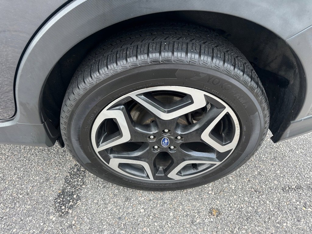 Used 2019 Subaru Crosstrek 2.0i Limited w/ Moonroof Package w/Navigation AWD/4WD image 9