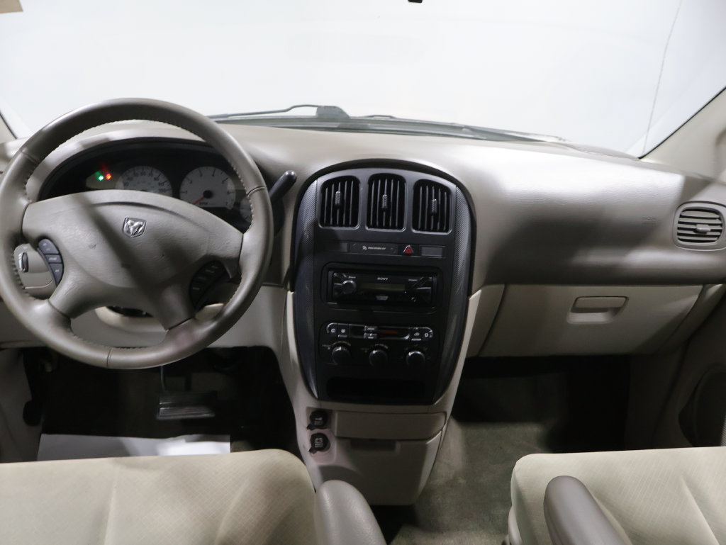 Used 2007 Dodge Grand Caravan SXT FWD image 16