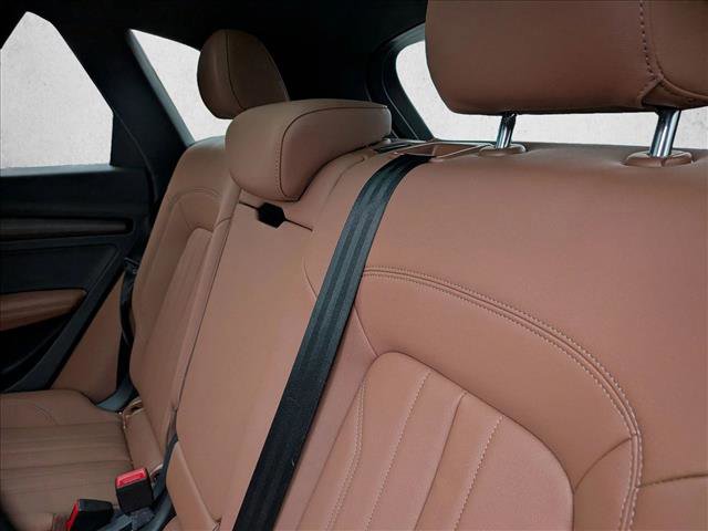 Used 2022 Audi Q5 2.0T Premium Plus w/ Premium Plus Package image 17