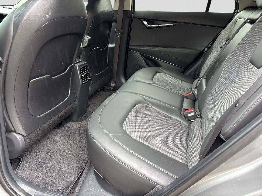 Used 2024 Kia Niro Wind FWD image 9
