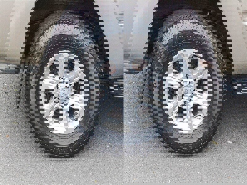 Used 2004 Toyota 4Runner SR5 image 35