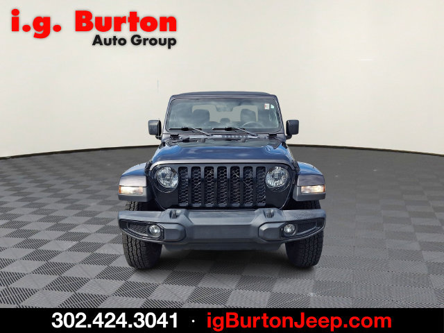 Used 2022 Jeep Gladiator Sport AWD/4WD image 2