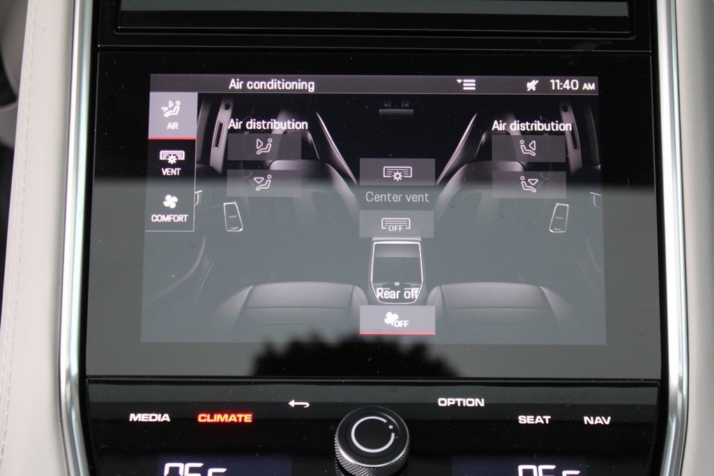 Used 2023 Porsche Panamera 4 image 34