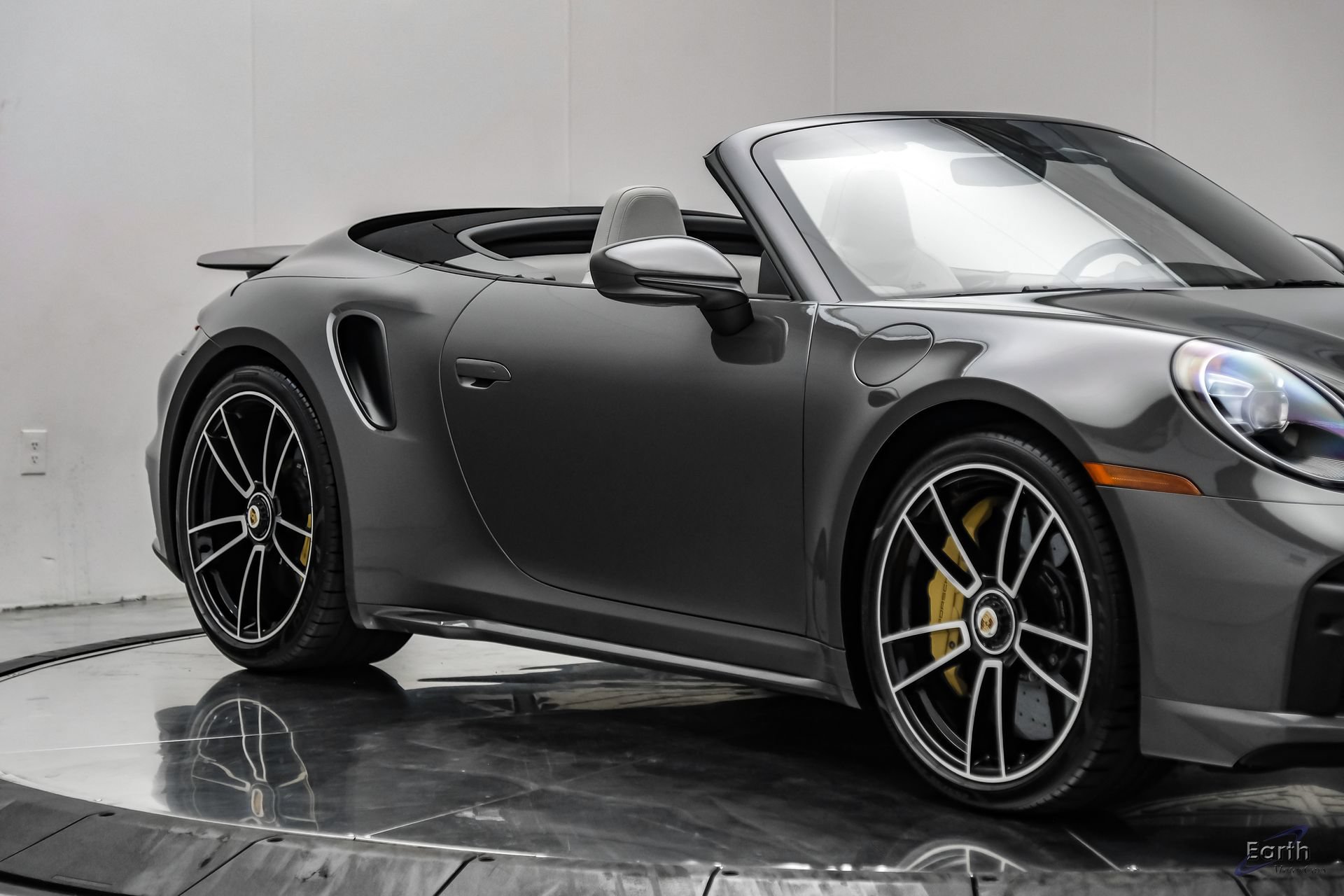 Used 2024 Porsche 911 Turbo S AWD/4WD image 34