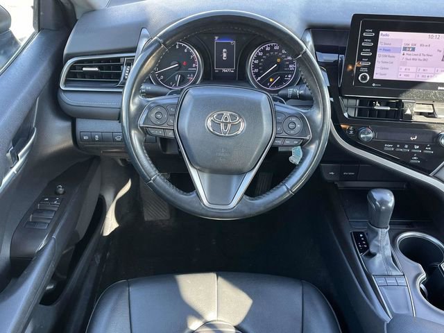Used 2022 Toyota Camry SE image 17