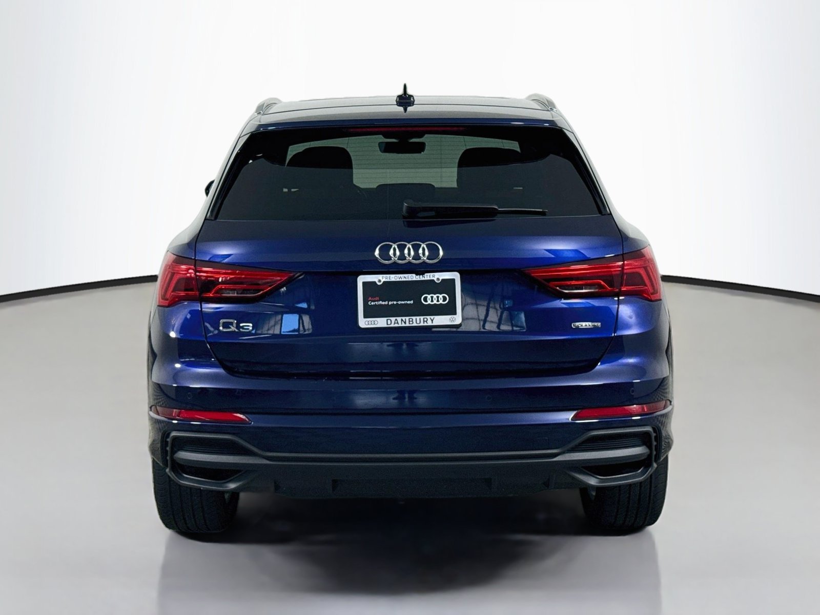 Certified 2024 Audi Q3 2.0T Premium Plus AWD/4WD image 10