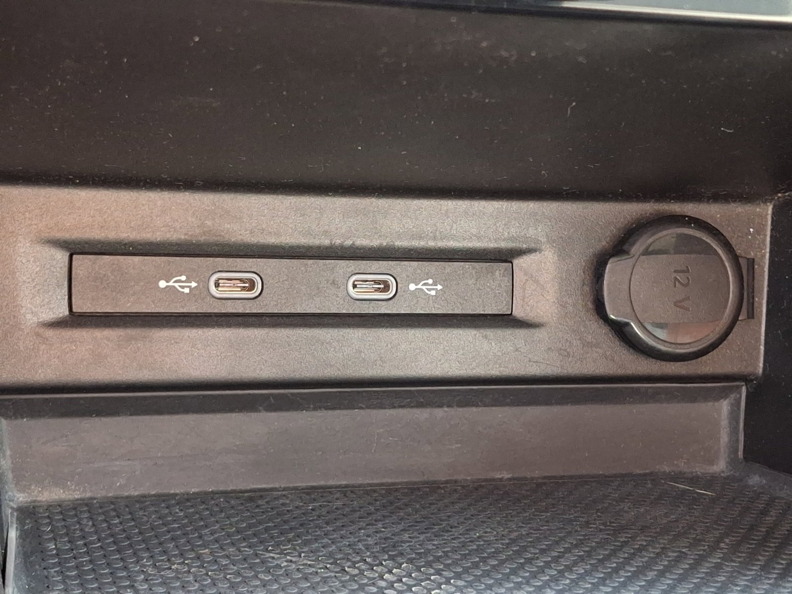 Certified 2023 Volkswagen Taos S w/ Driver Assistance Package image 24