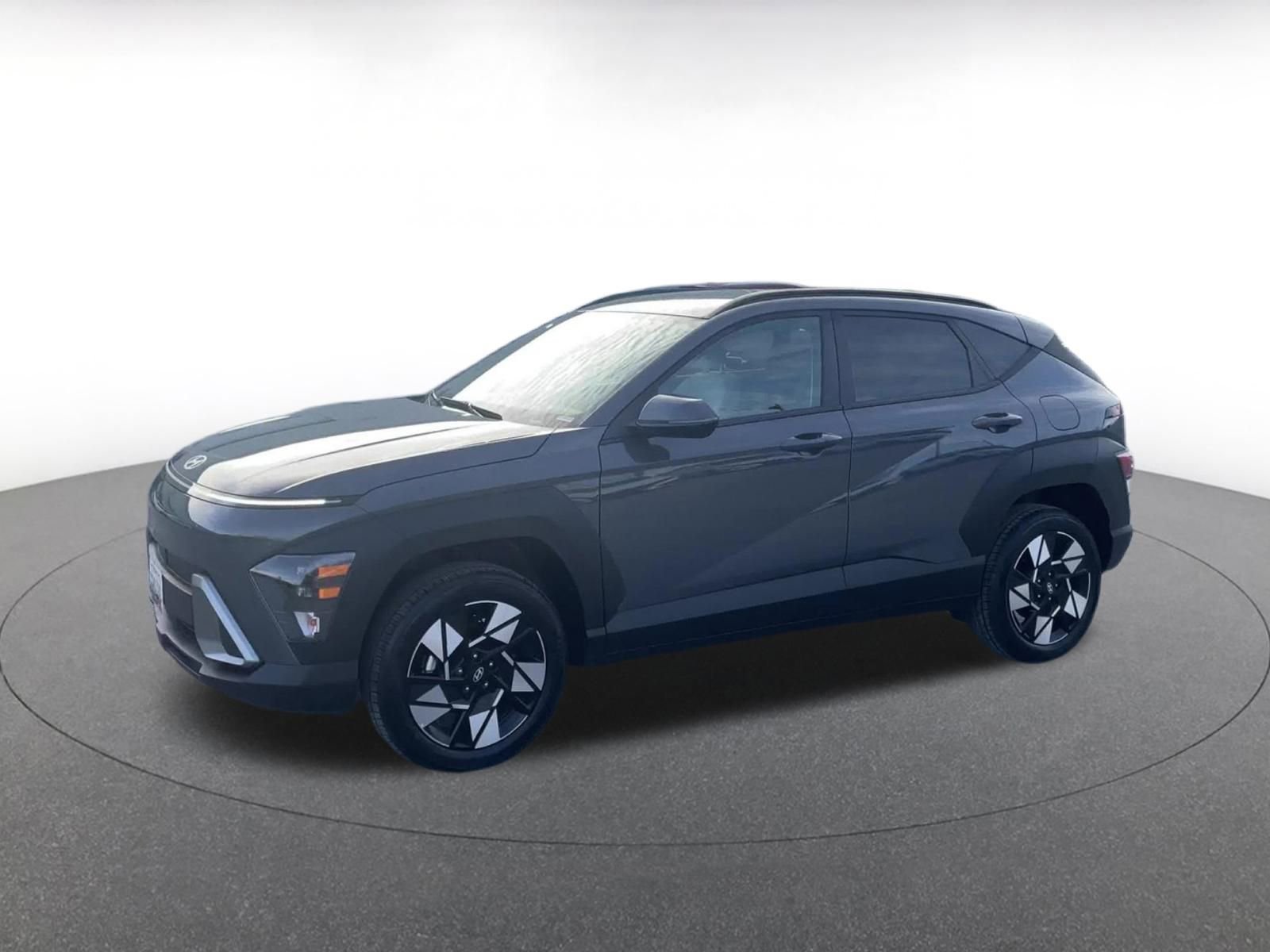 Used 2025 Hyundai Kona SEL image 8