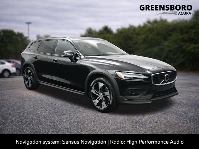 Used 2025 Volvo V60 B5 Cross Country Plus