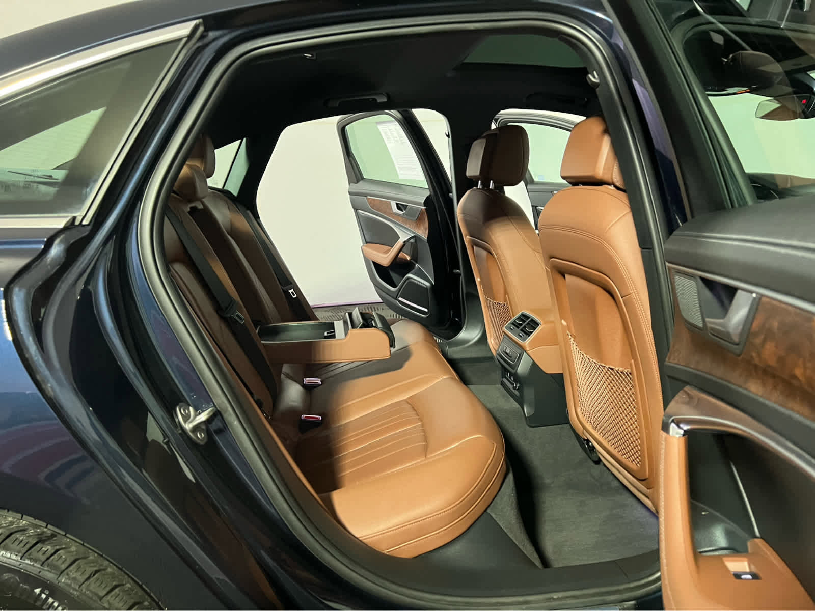 Used 2023 Audi A6 Premium Plus w/ Premium Plus Package image 27