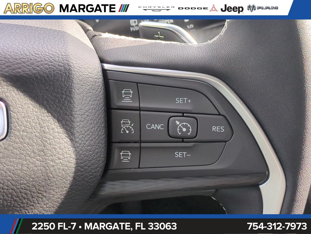New 2026 Jeep Grand Cherokee L Laredo AWD/4WD image 26