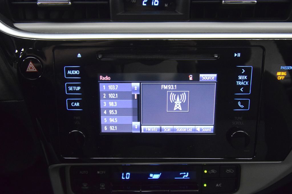 Used 2019 Toyota Corolla LE FWD image 15