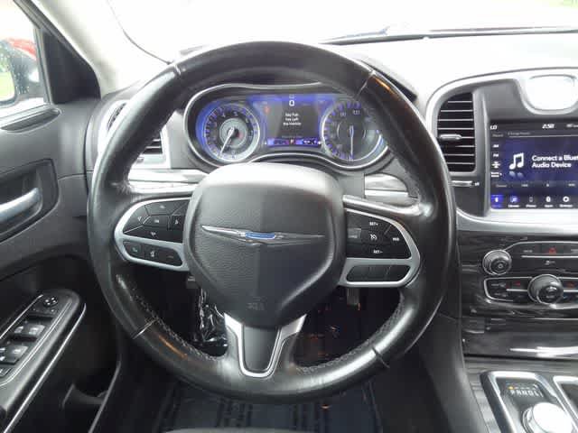 Used 2021 Chrysler 300 Touring RWD image 12