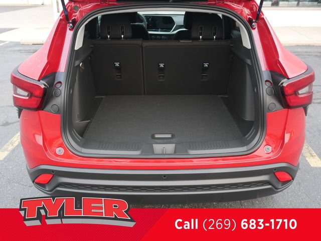 New 2026 Chevrolet Trax LS w/ LS Convenience Package FWD image 16