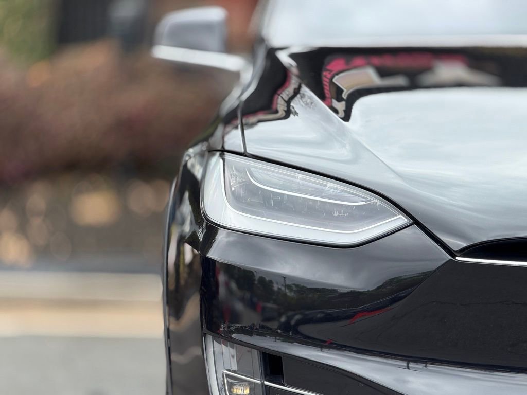 Used 2016 Tesla Model X Performance image 4