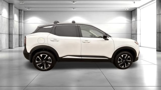 New 2026 Nissan Kicks SV w/ SV Premium Package image 8