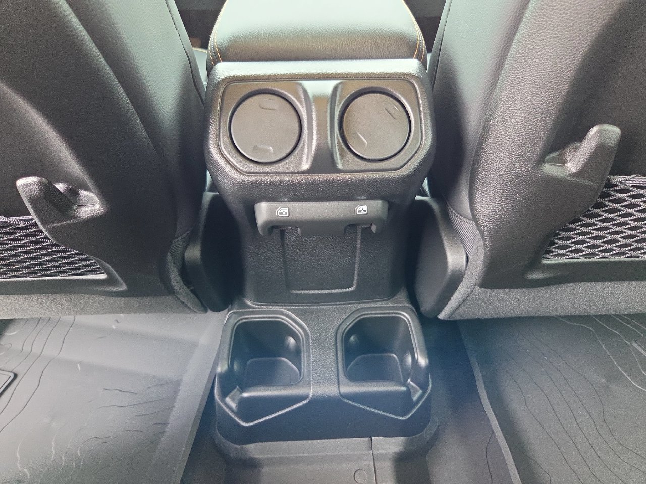 New 2026 Jeep Gladiator Sport AWD/4WD image 15
