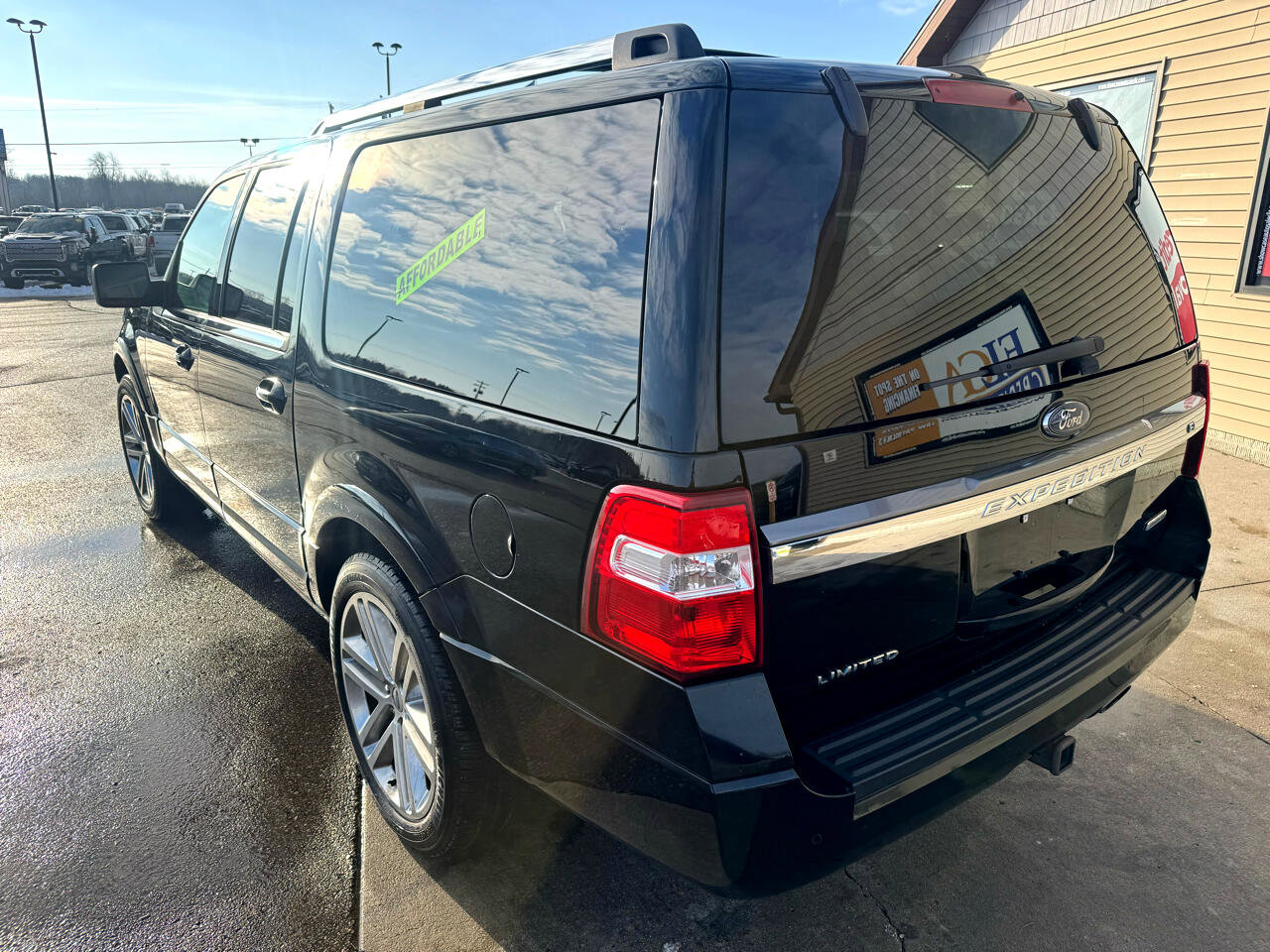 Used 2017 Ford Expedition EL Limited w/ Equipment Group 301A image 7