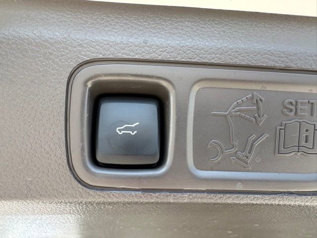 Used 2022 Lincoln Navigator Reserve image 19