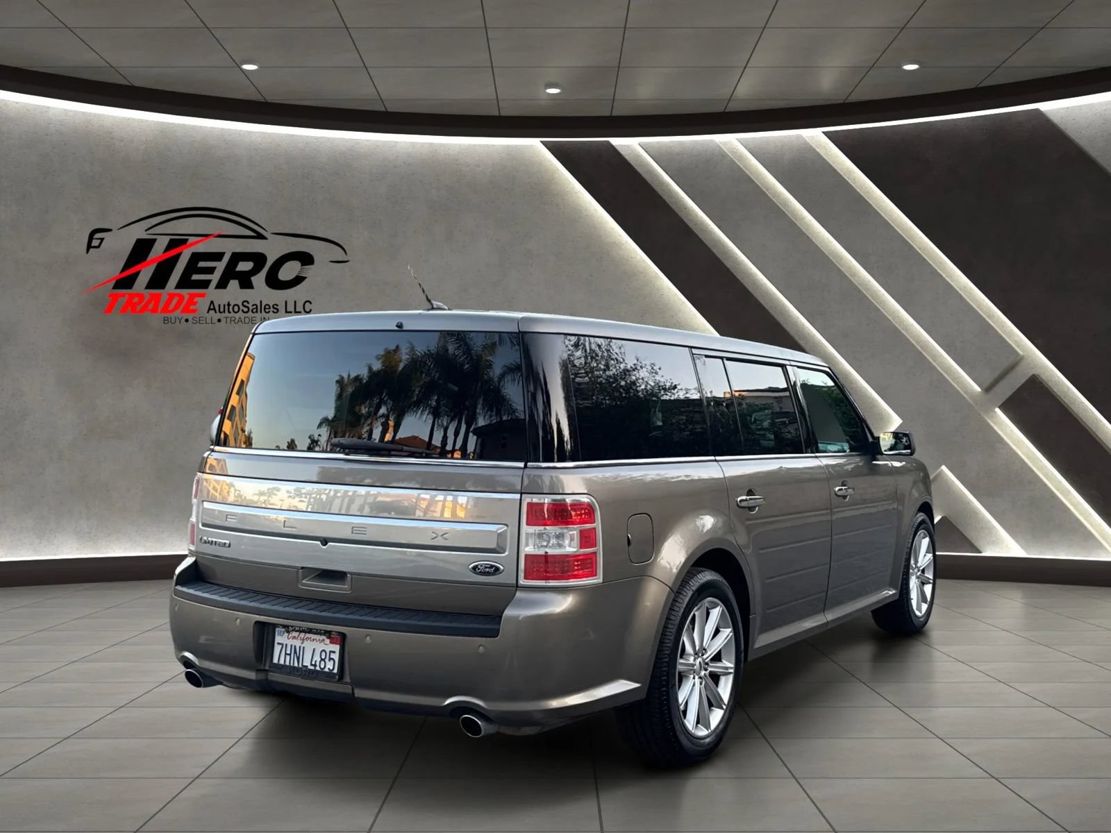 Used 2014 Ford Flex Limited FWD image 6