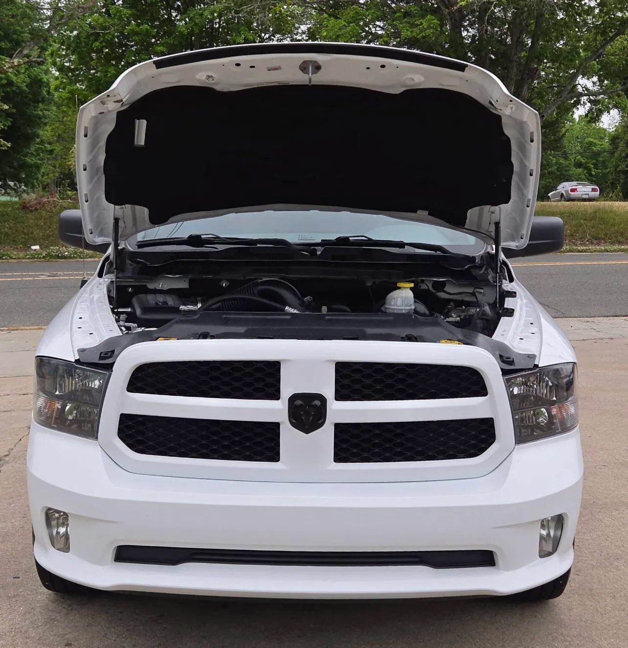 Used 2018 RAM 1500 Express w/ Express Value Package RWD image 5