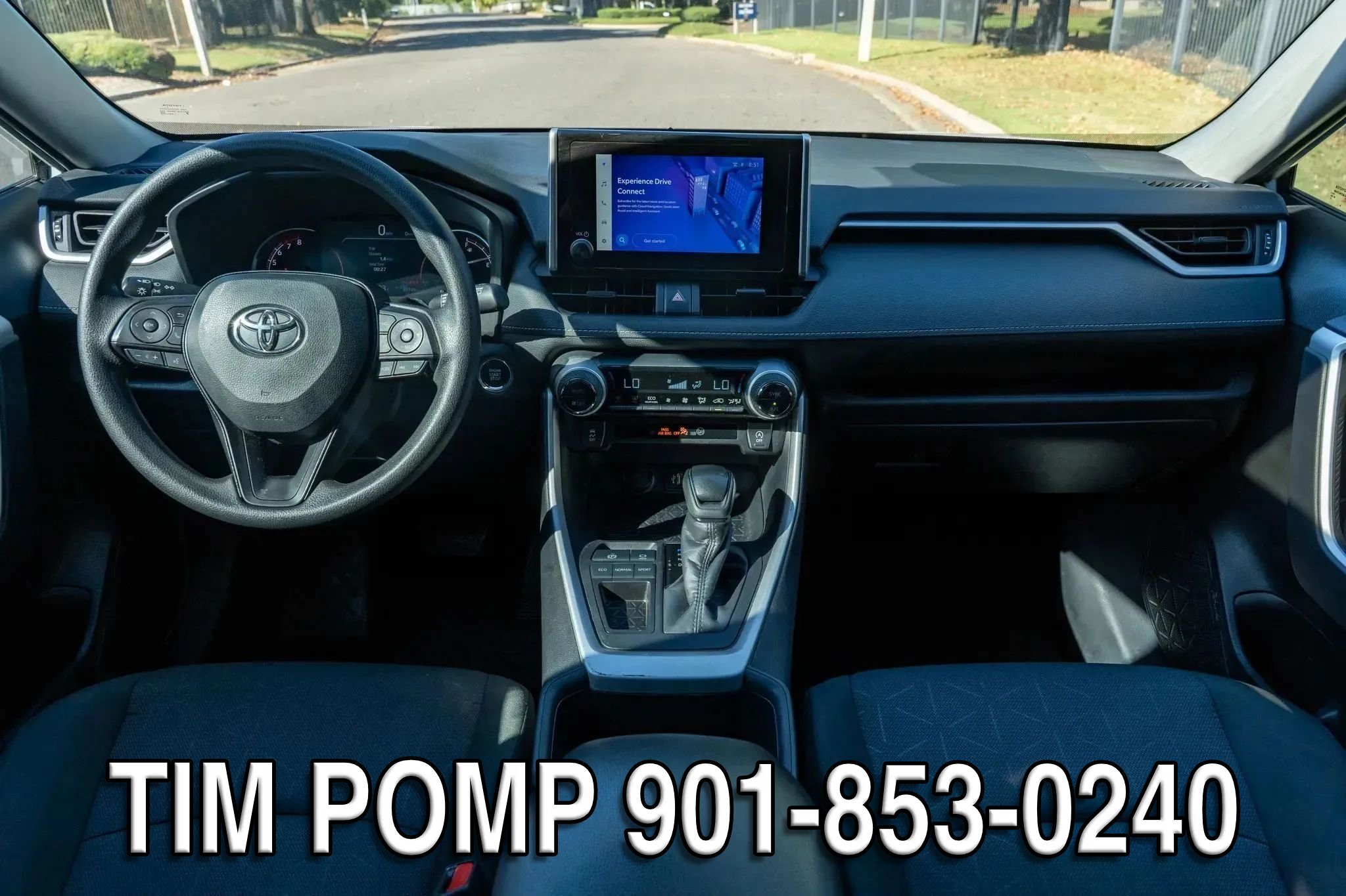 Used 2025 Toyota RAV4 XLE w/ Convenience Package FWD image 18