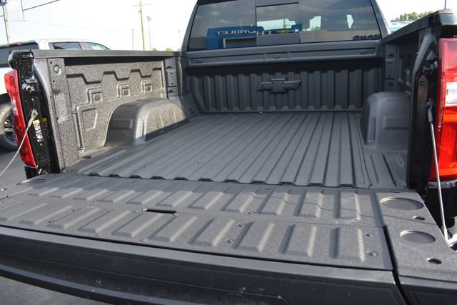 New 2026 Chevrolet Silverado 1500 RST w/ Redline Edition AWD/4WD image 21