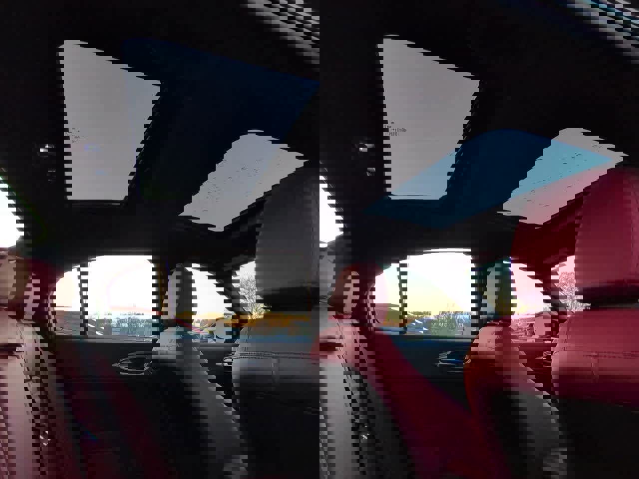 Used 2024 Alfa Romeo Giulia Ti w/ Performance Driving Package image 21