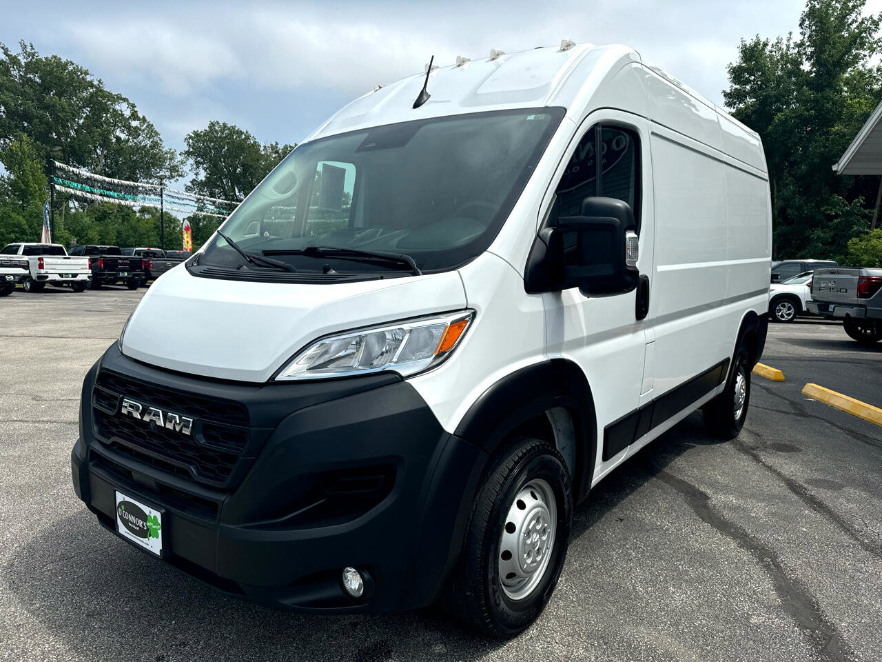 Used 2023 RAM ProMaster 2500 w/ Driver Convenience Group image 7