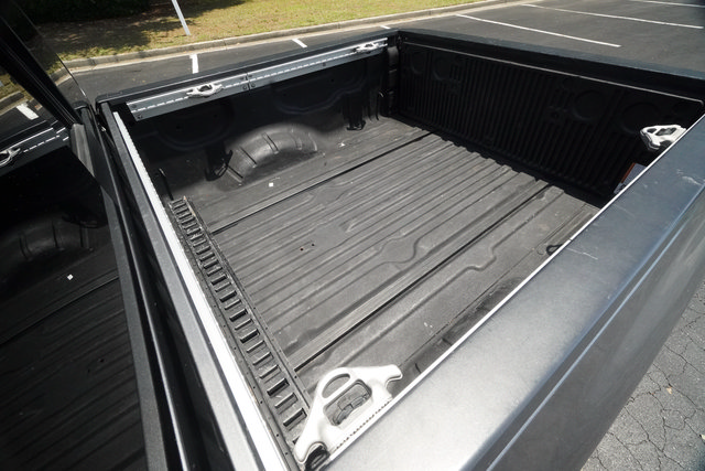 Used 2021 Nissan Titan PRO-4X w/ Pro-4x Convenience Package AWD/4WD image 13