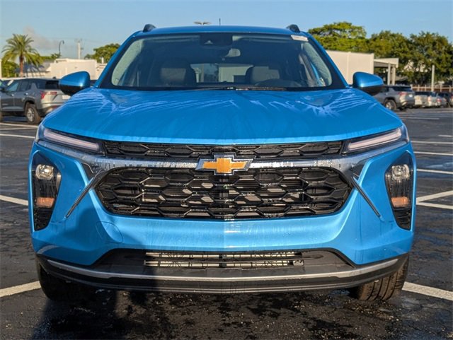 New 2025 Chevrolet Trax LT w/ Driver Confidence Package image 2