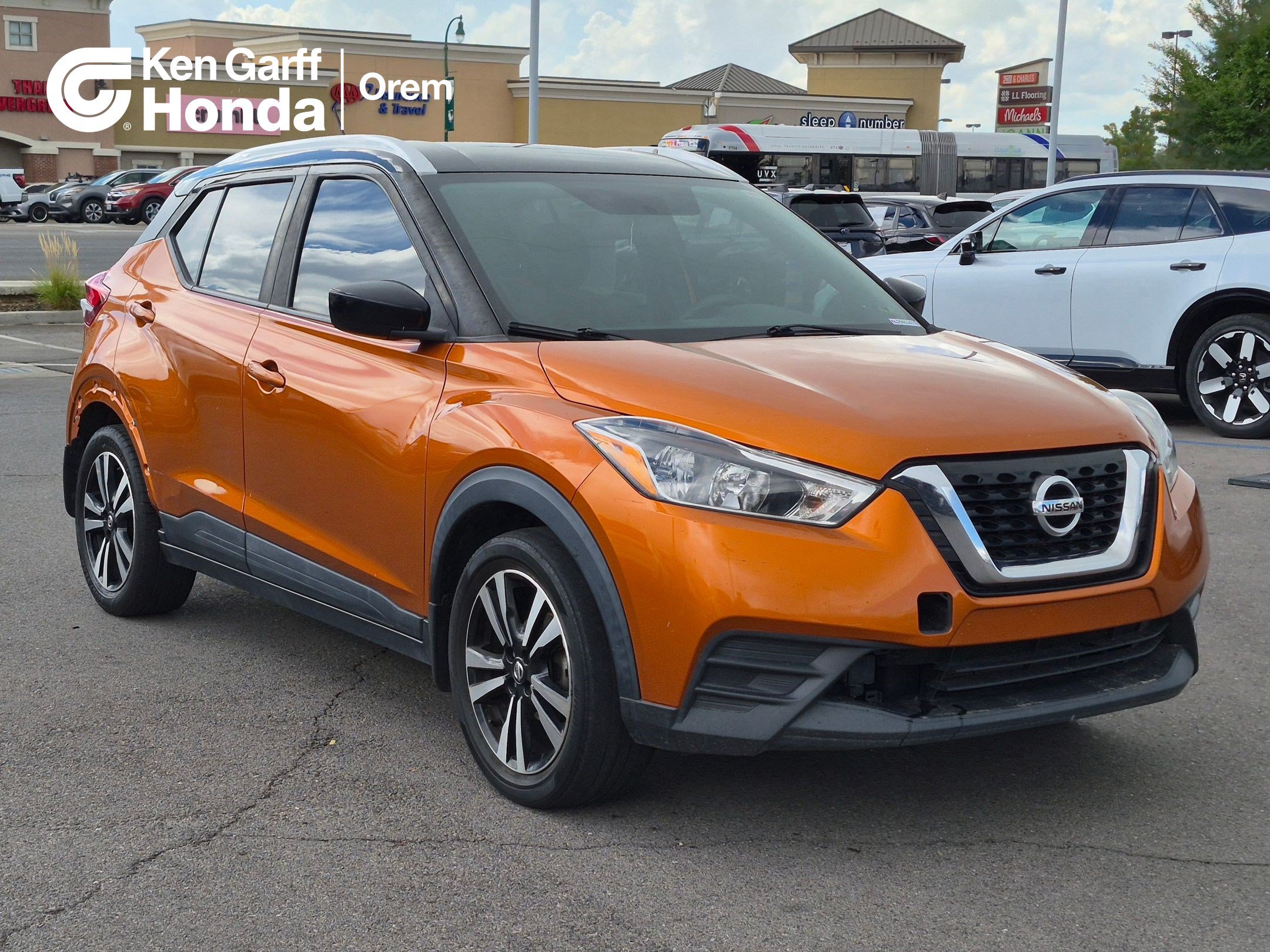 Used 2019 Nissan Kicks SV