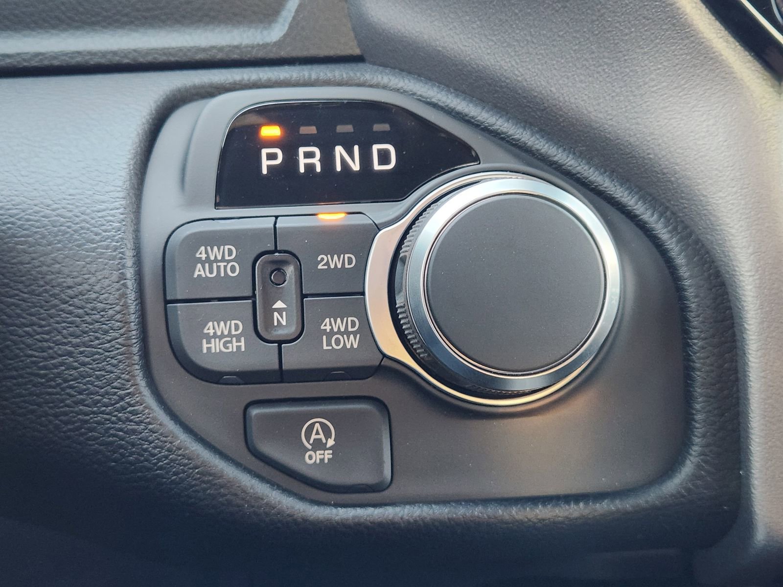 New 2026 RAM 1500 4x4 Crew Cab image 17