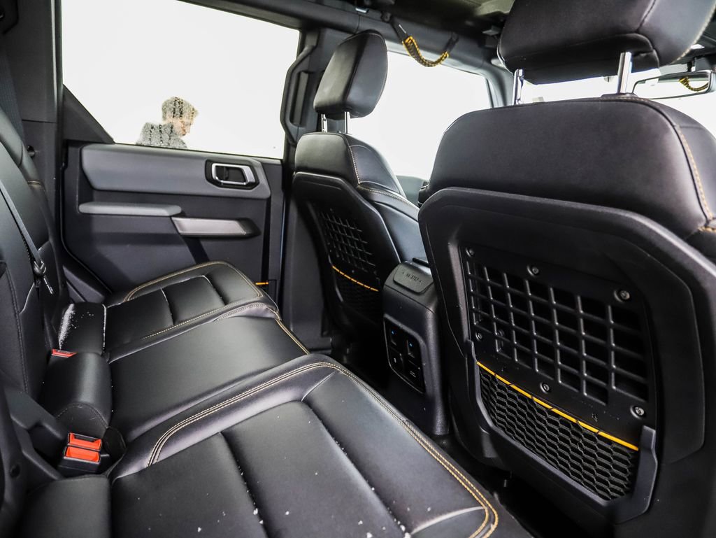 Used 2021 Ford Bronco Badlands image 23