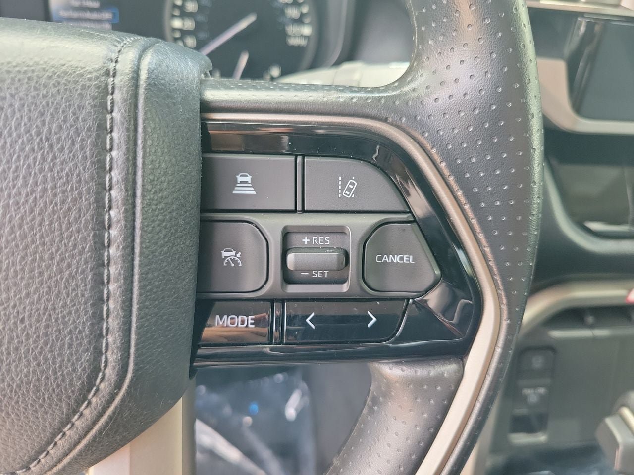 Used 2024 Toyota Tundra SR5 AWD/4WD image 18