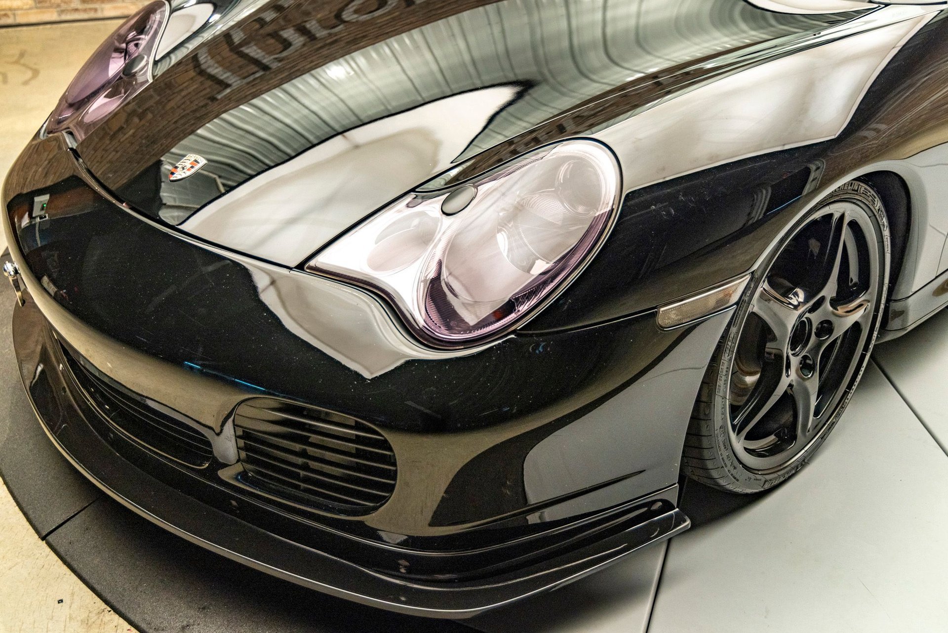 Used 2003 Porsche 911 Turbo image 23