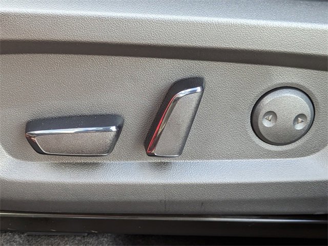 New 2025 Mitsubishi Outlander SE image 22