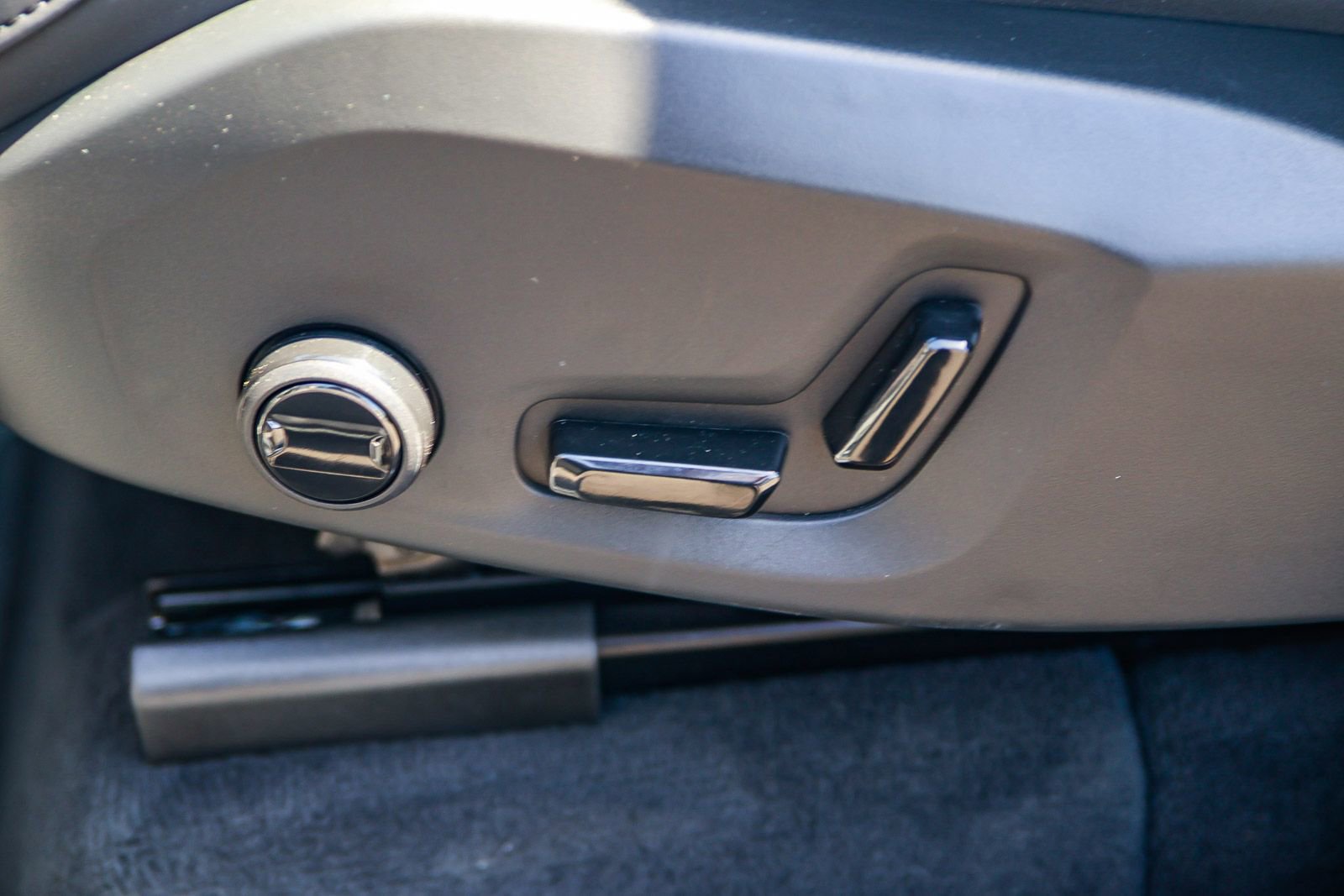 Used 2026 Volvo XC90 B5 Core image 23